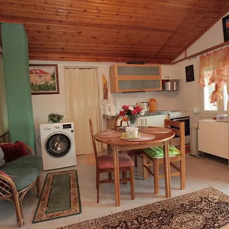 Georgia's Summer Tatil Evi *