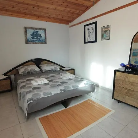 Georgia's Summer Tatil Evi